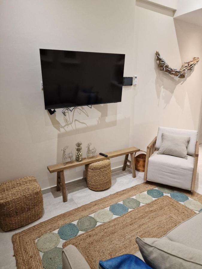 Poseidon'S Limnaria Apartment Paphos Esterno foto
