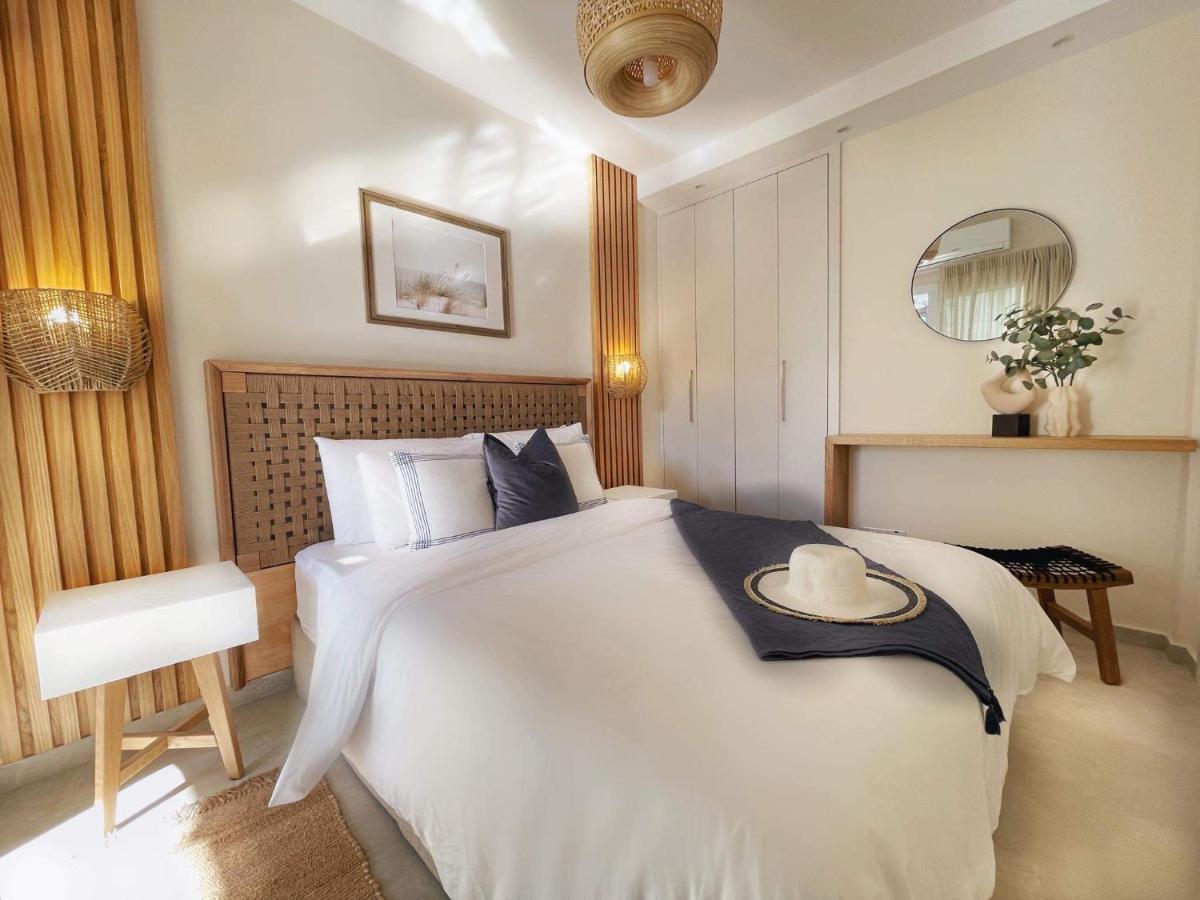 Poseidon'S Limnaria Apartment Paphos Esterno foto